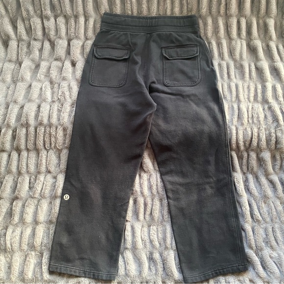 LULULEMON SWEATPANTS - Picture 3 of 8